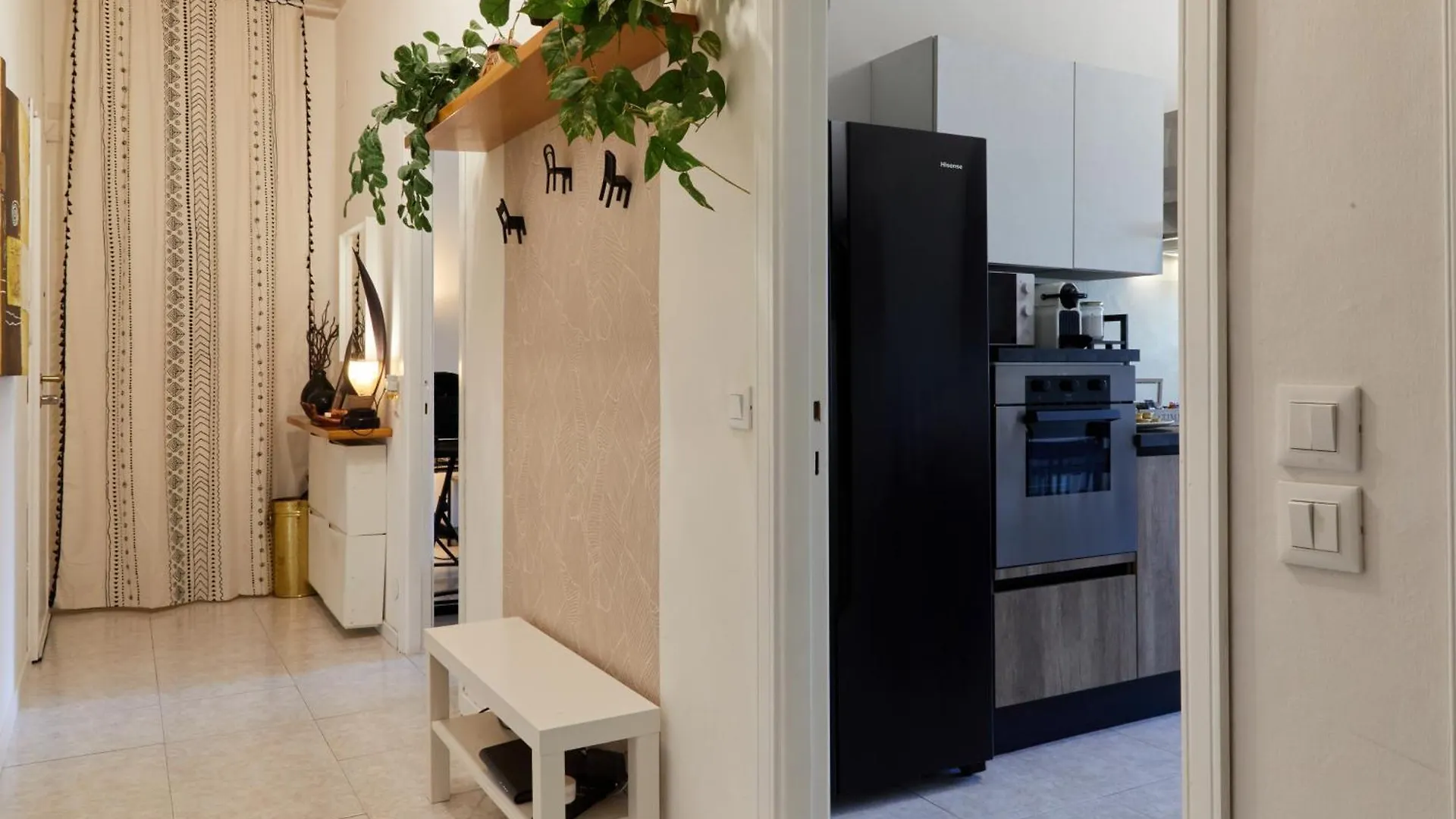 Ca' De Amicis Apartment Rho 0*,